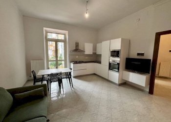 Soggiorno - Three-room apartment via Emanuele Luserna di Rorà, 23, Torino (neighborhood Cenisia) - photo 2
