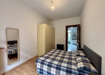 Camera da letto - Three-room apartment via Emanuele Luserna di Rorà, 23, Torino (neighborhood Cenisia) - photo 28