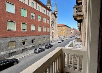 Balcone - Three-room apartment via Emanuele Luserna di Rorà, 23, Torino (neighborhood Cenisia) - photo 49
