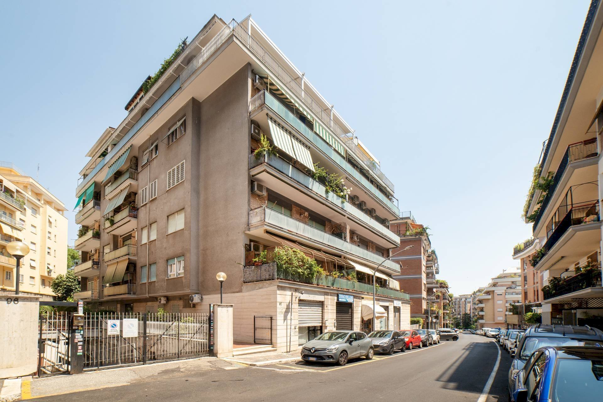 Foto 1 - Trilocale Via Pasquale Revoltella
 
92, Roma - foto 1