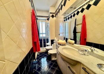 Bagno - Appartamento corso Francia, 46, Torino (zona San Donato) - foto 26