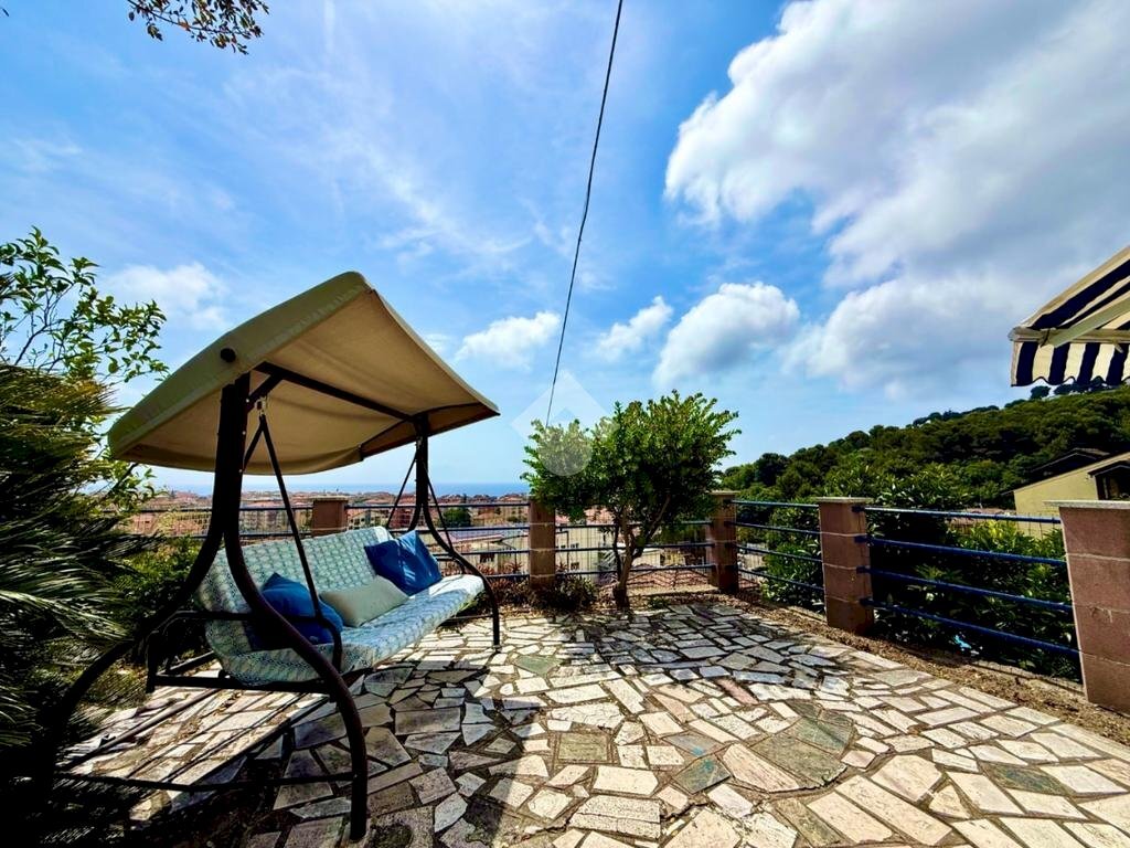 Three-room apartment Via Delle Ginestre, Andora - photo 3