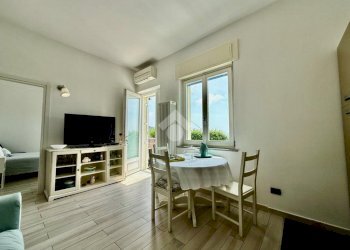Three-room apartment Via Delle Ginestre, Andora - photo 8