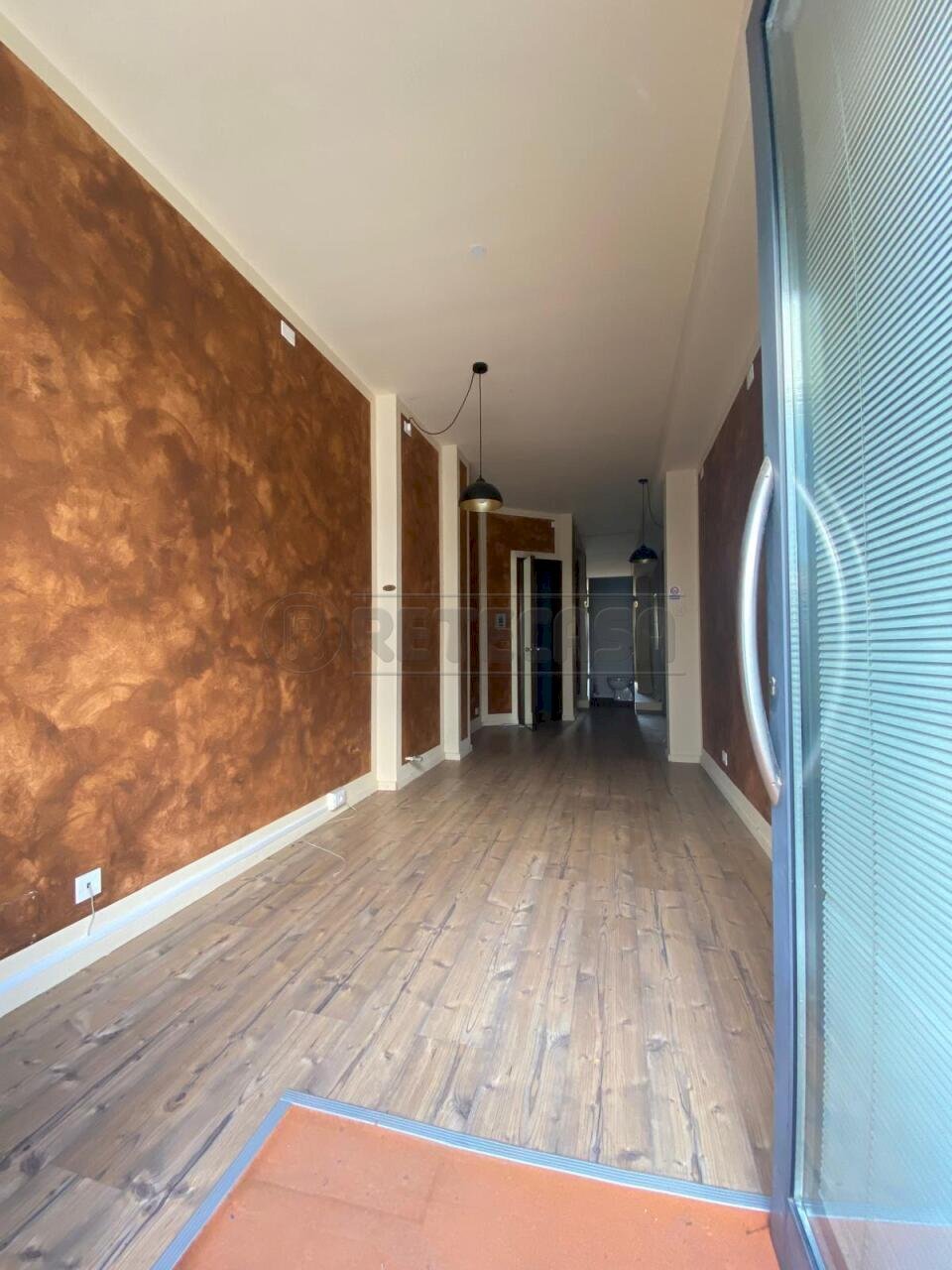 Vano principale - Commercial Premises Via Orazio Marinali 33, Bassano del Grappa - photo 1