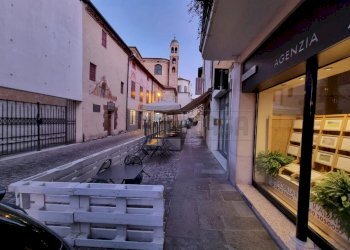 Esterno 1 - Commercial Premises Via Orazio Marinali 33, Bassano del Grappa - photo 9