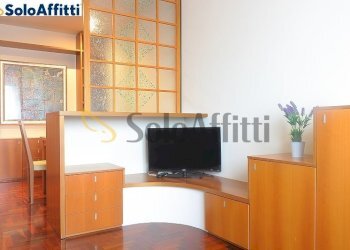 soggiorno - Three-room apartment Via Cadore 10, Desio - photo 8