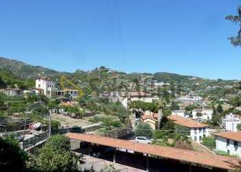 Vista balcone - Four-room apartment Via Sen. E. Marsaglia 96, Sanremo - photo 17