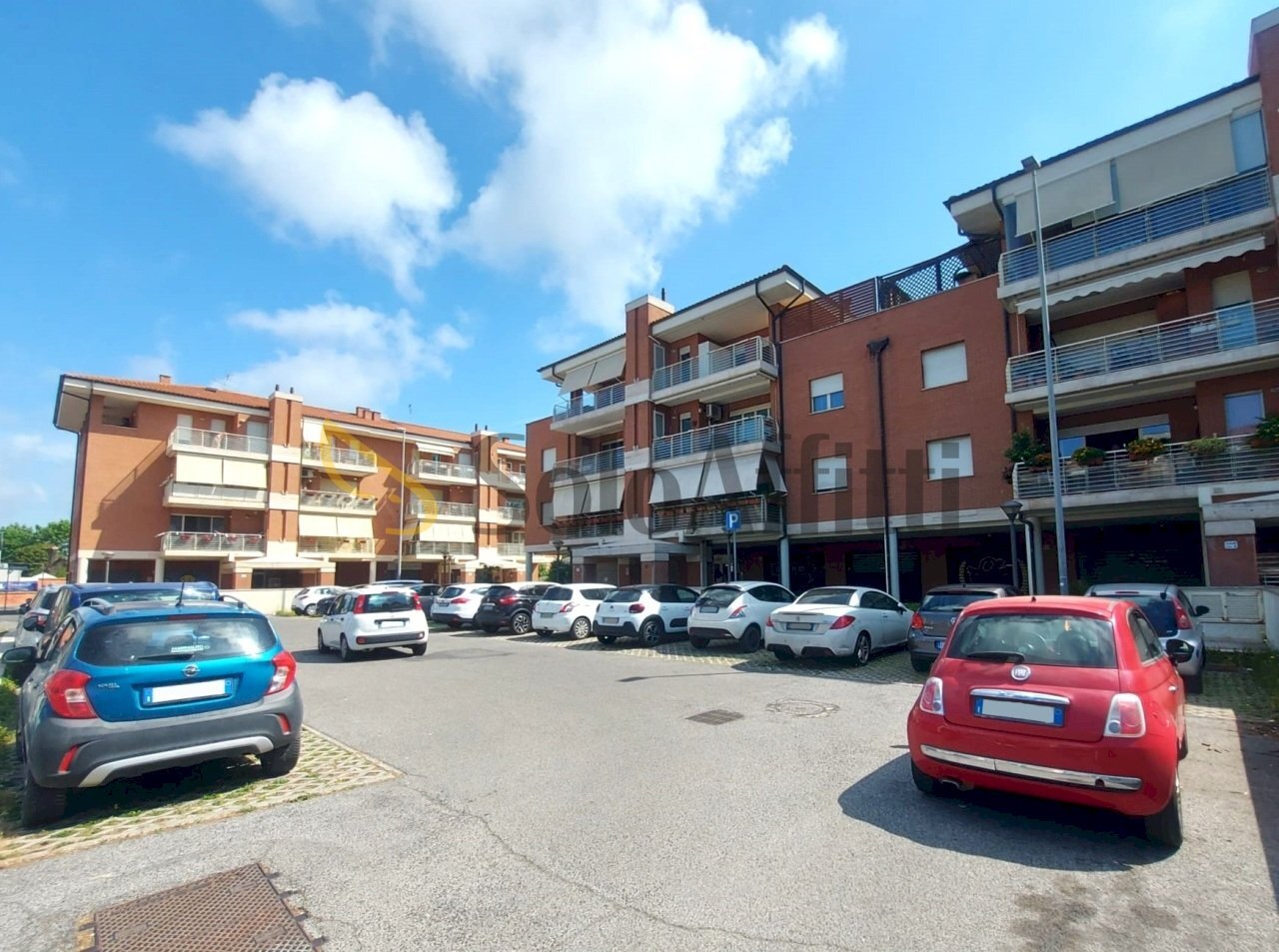 Fiumicino paese - grande locale commerciale - Locale Commerciale Via Sandro Pertini, Fiumicino - foto 1