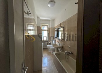 BAGNO - Four-room apartment Via Avigliana 35, Torino (neighborhood Cit Turin) - photo 11