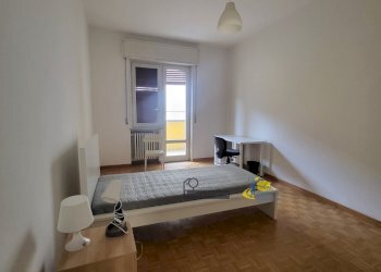 LETTO - Apartment Strada Aurelio Saffi 14, Parma - photo 4