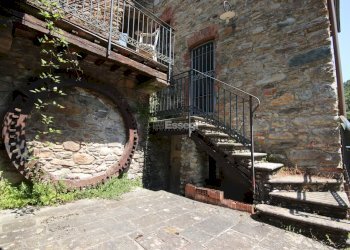 vendesi porzione in pietra Lucca - Terratetto - Terracielo Via di Vorno, Capannori - foto 1