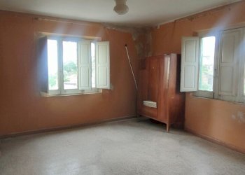 IMG20260429172426~2 - Three-family Villa Via Paterriti 19, Motta San Giovanni - photo 19