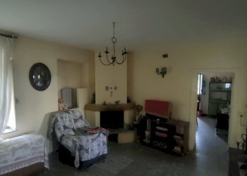 IMG20260429172800 - Three-family Villa Via Paterriti 19, Motta San Giovanni - photo 27