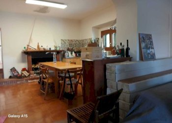 WhatsApp Image 2026-07-01 at 18.02.30 - Porzione di casa Sarzana - foto 4