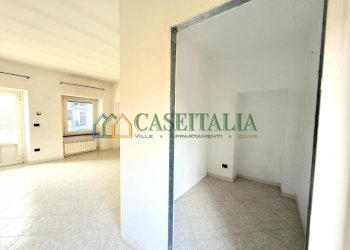 38 - Three-family Villa Samone - photo 15