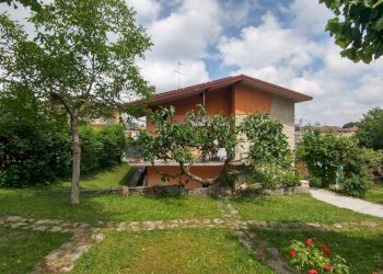 BIFAMILIARE_ZOCCA_PAESE (1) - Casa indipendente Via Mauro Tesi 1794, Zocca - foto 1