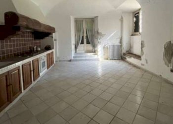 4.jpg - Three-family Villa at auction Strada Villalvernia 3, Novi Ligure - photo 3