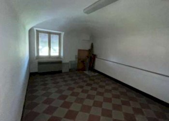 9.jpg - Three-family Villa at auction Strada Villalvernia 3, Novi Ligure - photo 8