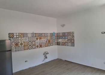 WhatsApp Image 2026-07-03 at 15.55.24 - Two-room apartment Via Carlo Cafiero 22, Carrara - photo 2