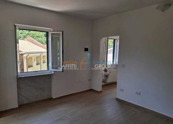 WhatsApp Image 2026-07-03 at 15.55.25 (2) - Two-room apartment Via Carlo Cafiero 22, Carrara - photo 6