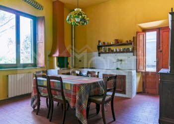 cucina piano rialzato - Villa Via Parrana San Martino, Collesalvetti - photo 26