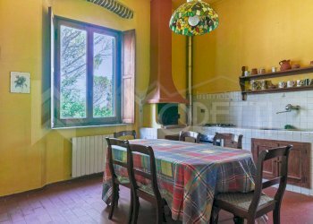 cucina piano rialzato - Villa Via Parrana San Martino, Collesalvetti - photo 28