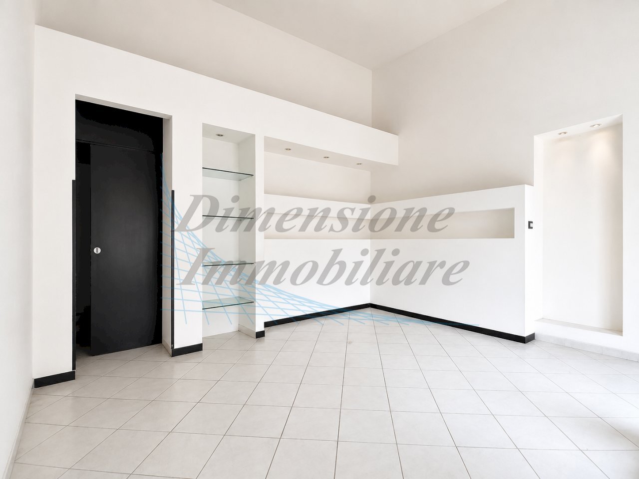 8d0763a1-fcc0-433c-a239-6facc3a99f7a - Commercial Premises Via Aldo Moro 21A, Cecina - photo 3