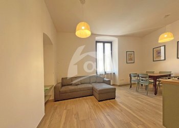 soggiorno - Three-room apartment Via Labiena 78, Laveno-Mombello - photo 2