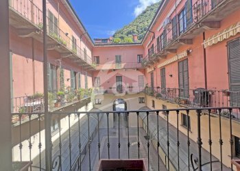 balcone su corte interna - Three-room apartment Via Labiena 78, Laveno-Mombello - photo 15