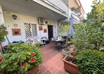 1 - Villa Via dei Fiordalisi 1, Guidonia Montecelio - photo 1