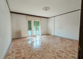 10 - Three-room apartment Viale San Giovanni Bosco 38, Brindisi - photo 10