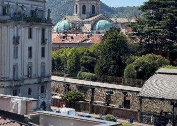 Vista Duomo - Three-room apartment Piazza De Orchi 1, Como - photo 13