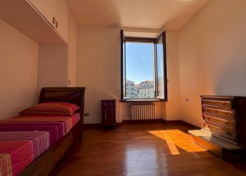 seconda camera - Three-room apartment Piazza De Orchi 1, Como - photo 18