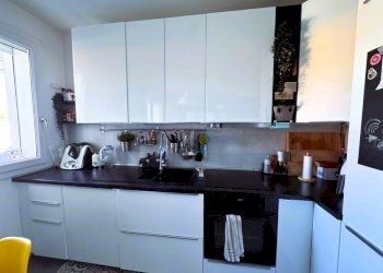 Soggiorno con cucina a vista - Trilocale Via Noto 10A, Milano (zona Vigentino) - foto 6