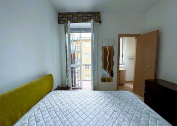 Camera da letto - Bilocale Piazza Piccoli Martiri 7, Milano (zona Gorla) - foto 14