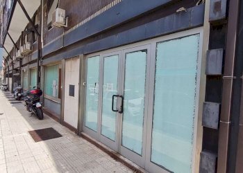 20210528_135306.jpg - Locale Commerciale Via dei Mille 249, Messina - foto 5