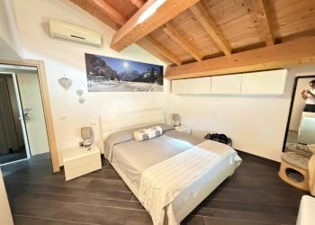 c4675f7d-8a04-4002-b9d3-6cbcb84aed54 - Three-room apartment Sarzana - photo 17
