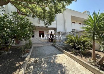 5 - Casa indipendente Via Giacomo Leopardi 48, Melendugno - foto 1