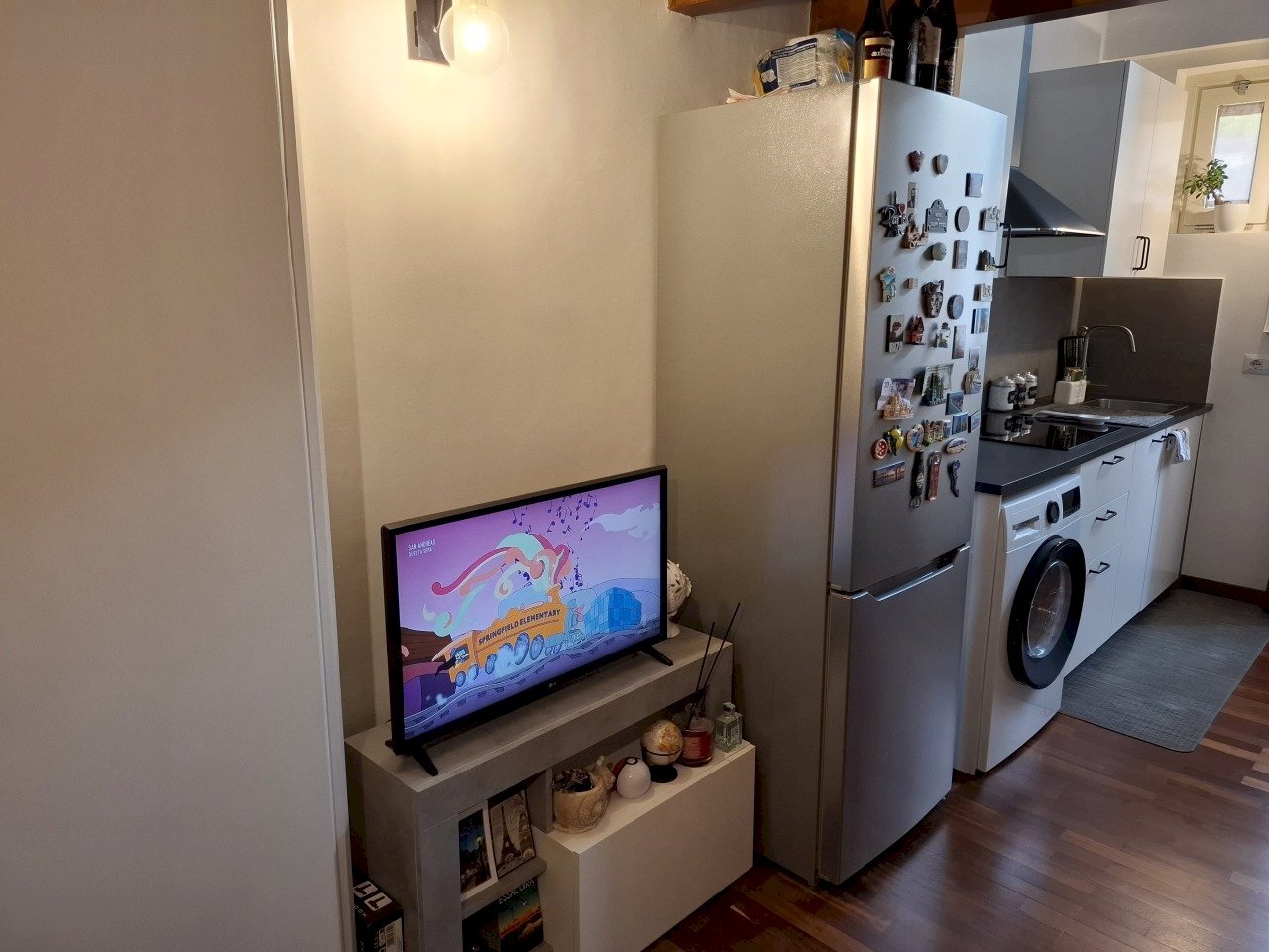 20251001_143431.jpg - Two-room apartment VIA COSMO 6, Torino (neighborhood Borgo Po) - photo 3