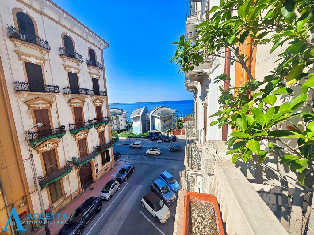 Vista - Bilocale Via Duca Di Genova 76, Taranto - foto 2