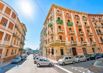 Facciata - Bilocale Via Duca Di Genova 76, Taranto - foto 25