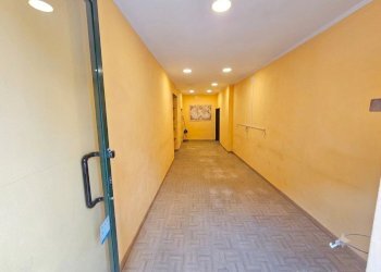 LOCALE (3) - Commercial Premises Via A. Gavino 84 rosso, Campomorone - photo 4