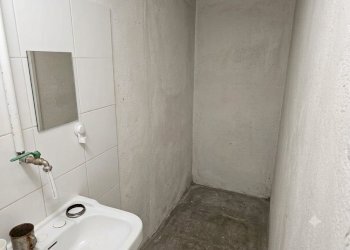 BAGNO (2) - Commercial Premises Via A. Gavino 84 rosso, Campomorone - photo 6