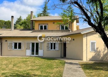 SEMIND-FALOP19 - Villa a Schiera Via Vineola 139, Potenza - foto 1