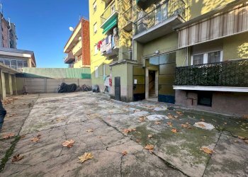 eb95dc09-2d3b-4657-8a44-78c252162a18.jpeg - Box Via Abramo Lincoln 12, Cinisello Balsamo - photo 5