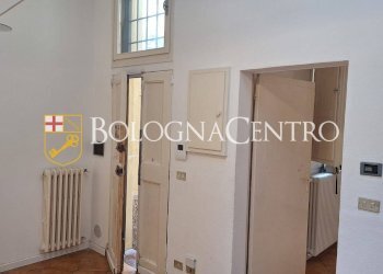 Trilocale Bologna (zona Santo Stefano) - foto 21
