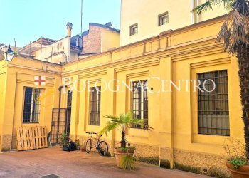 Trilocale Bologna (zona Santo Stefano) - foto 24