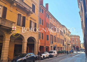 Trilocale Bologna (zona Santo Stefano) - foto 30
