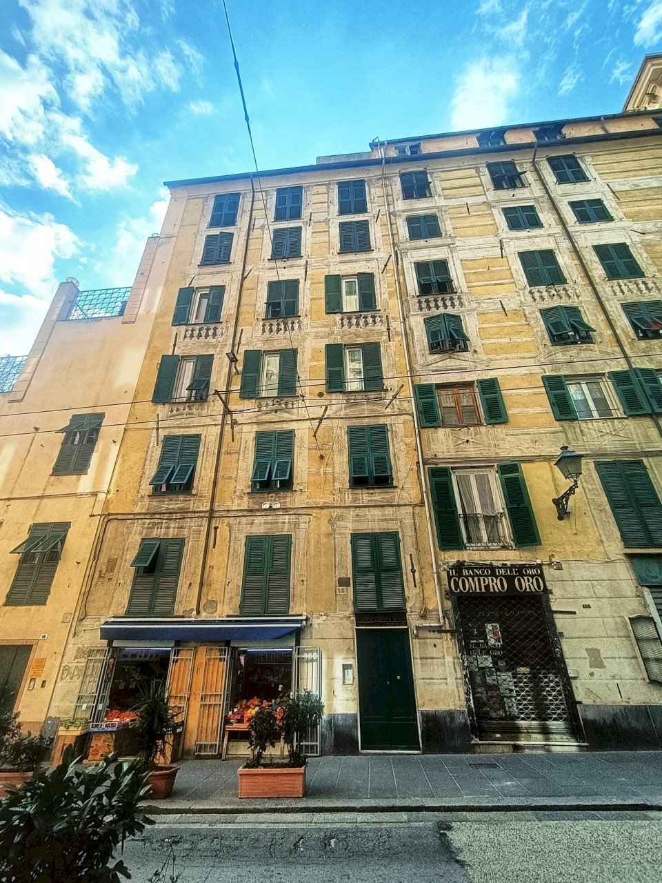One-room apartment Via Balbi, Genova - photo 2