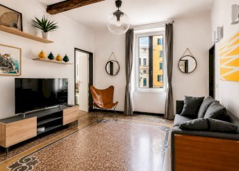 One-room apartment Via Balbi, Genova - photo 1